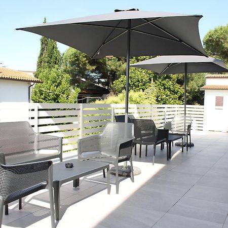 קומאקיו Hotel Paradiso מראה חיצוני תמונה