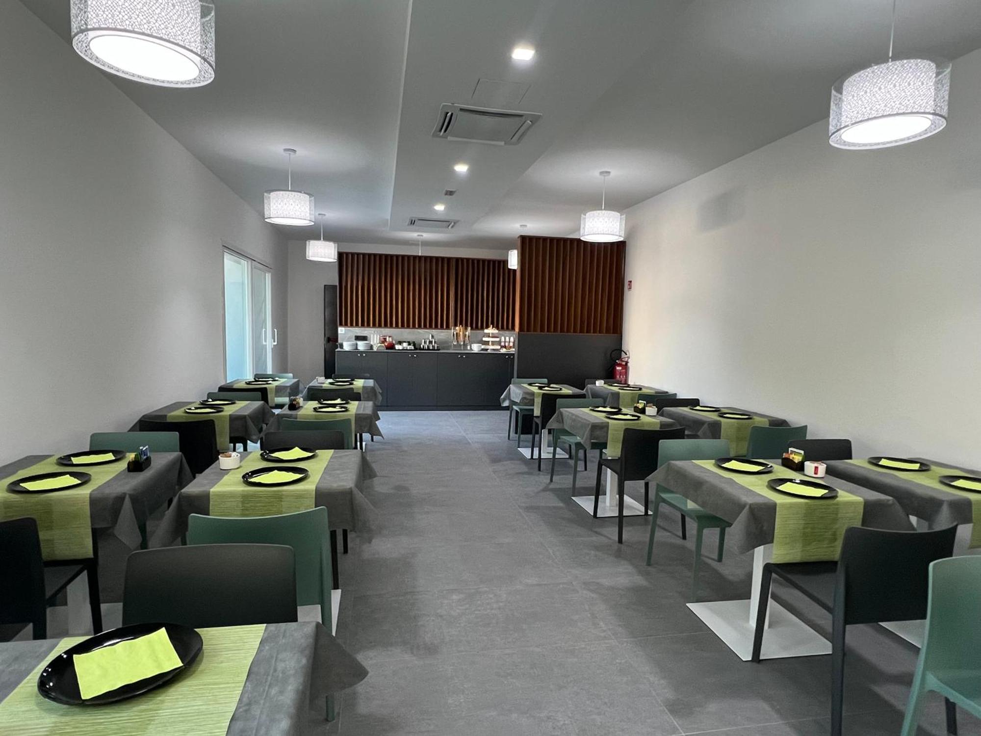 קומאקיו Hotel Paradiso מראה חיצוני תמונה